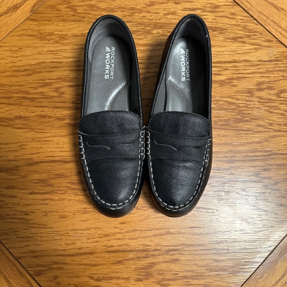 *ROCKPORT* Black Round Toe Flat Shoes Size 8 - Picture 2 of 9